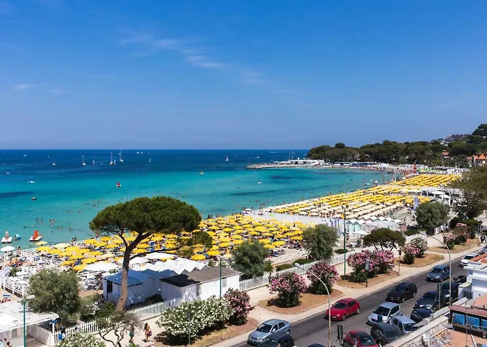 Mondello Beach Rooms - By The Sea